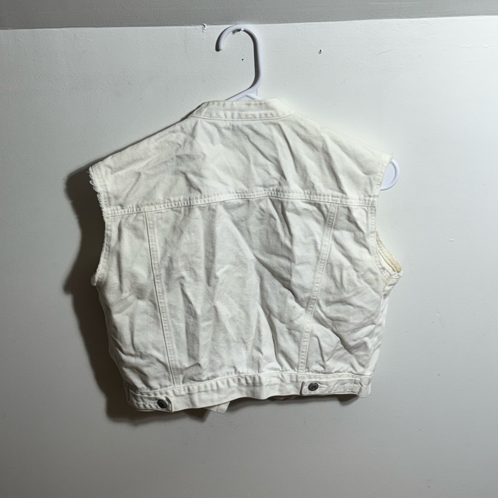 GAP White Denim Sleeveless Vest with Button Details - Picture 3 of 3